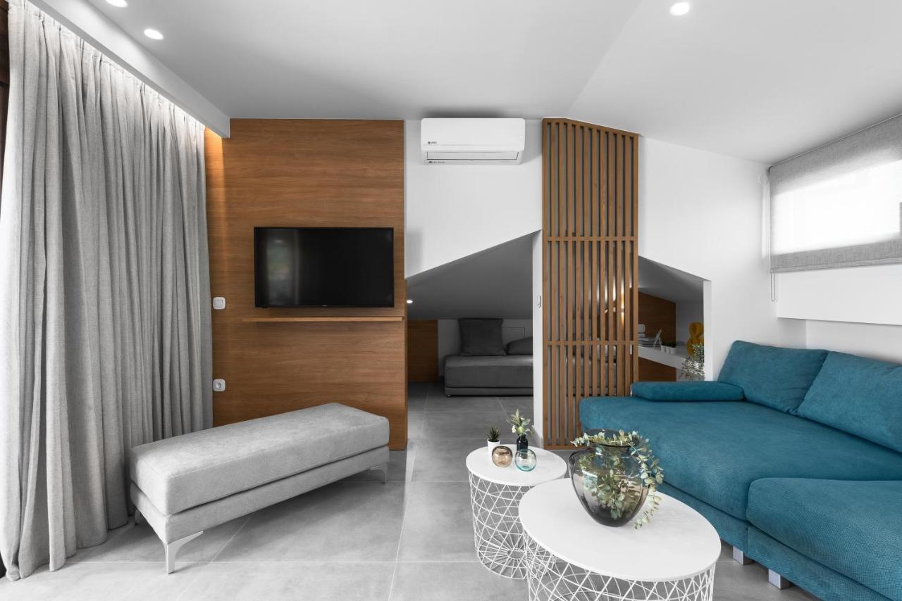 Pola'S Loft Apartment Иерисос Екстериор снимка