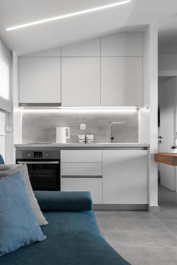 Pola'S Loft Apartment Иерисос Екстериор снимка