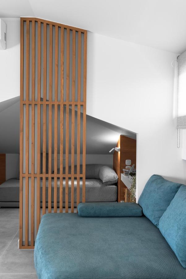 Pola'S Loft Apartment Иерисос Екстериор снимка